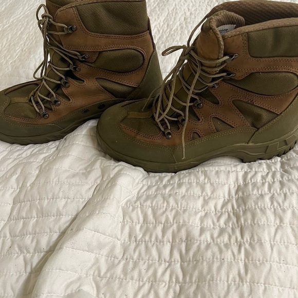 Belleville Combat Hiker Boots main image 4